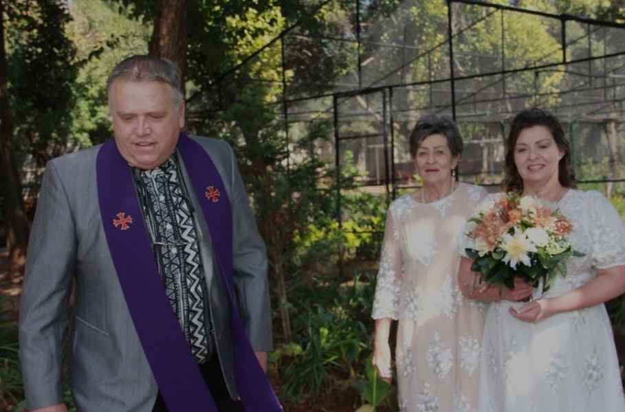 Wedding ceremony by Dr. Gerrit Rademeyer in Buffels Bay (Buffalo Bay)