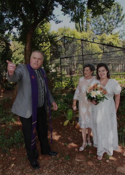 Wedding ceremony by Dr. Gerrit Rademeyer in Buffels Bay (Buffalo Bay)
